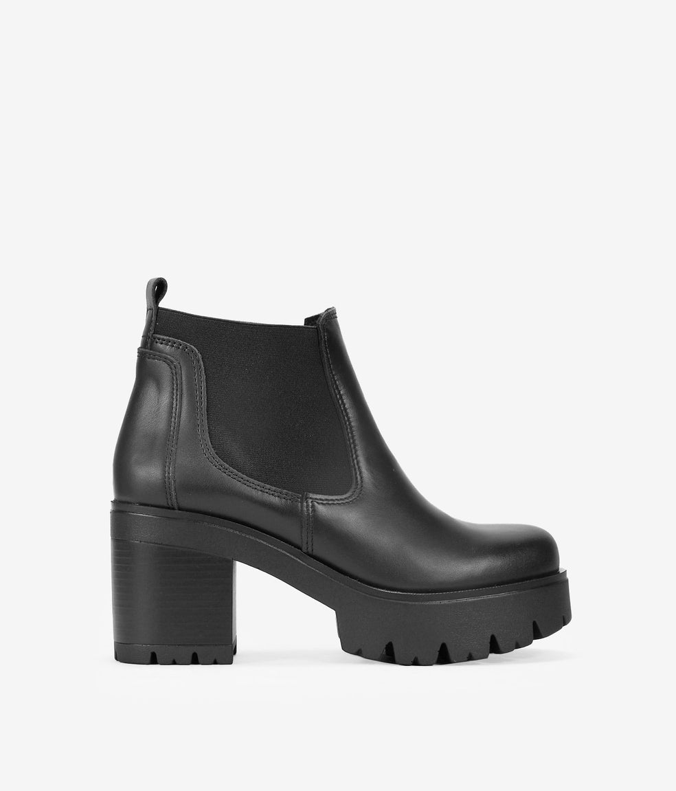 Botines Chelsea piel negra con tacón