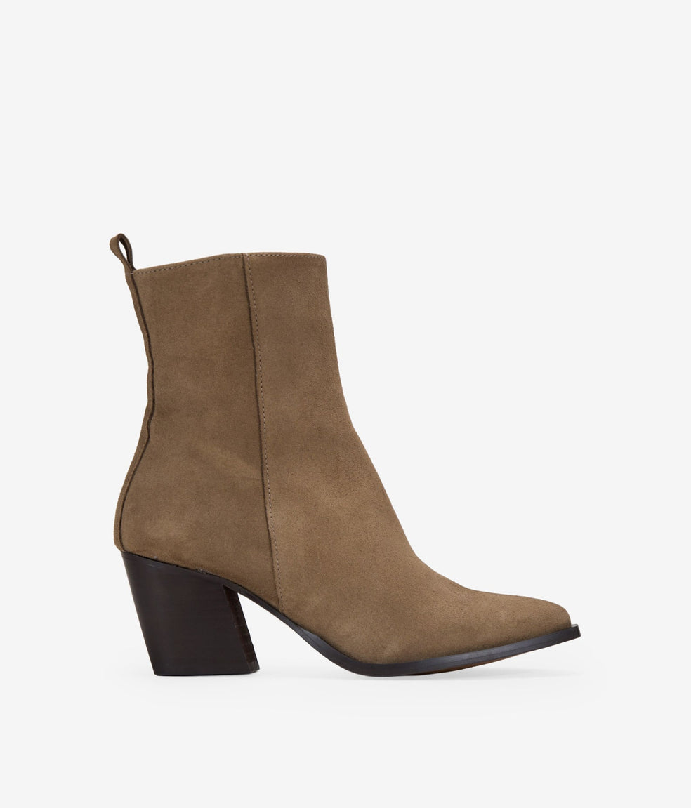 Bota cowboy en serraje piel