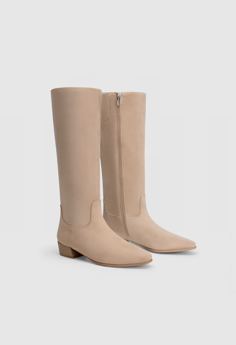 Botas altas de punta cuadrada y tacón ancho