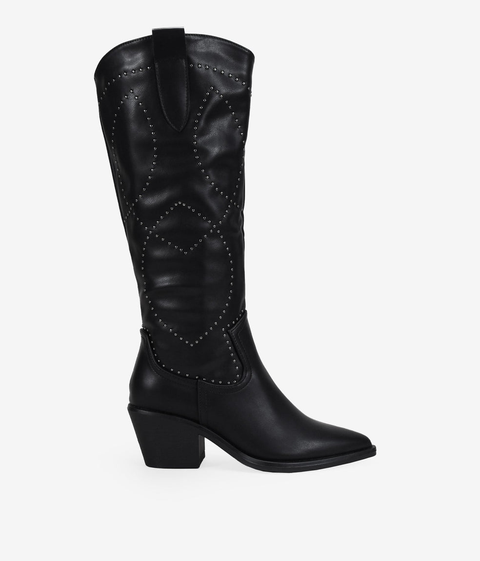 Botas cowboy negras con tachas metálicas