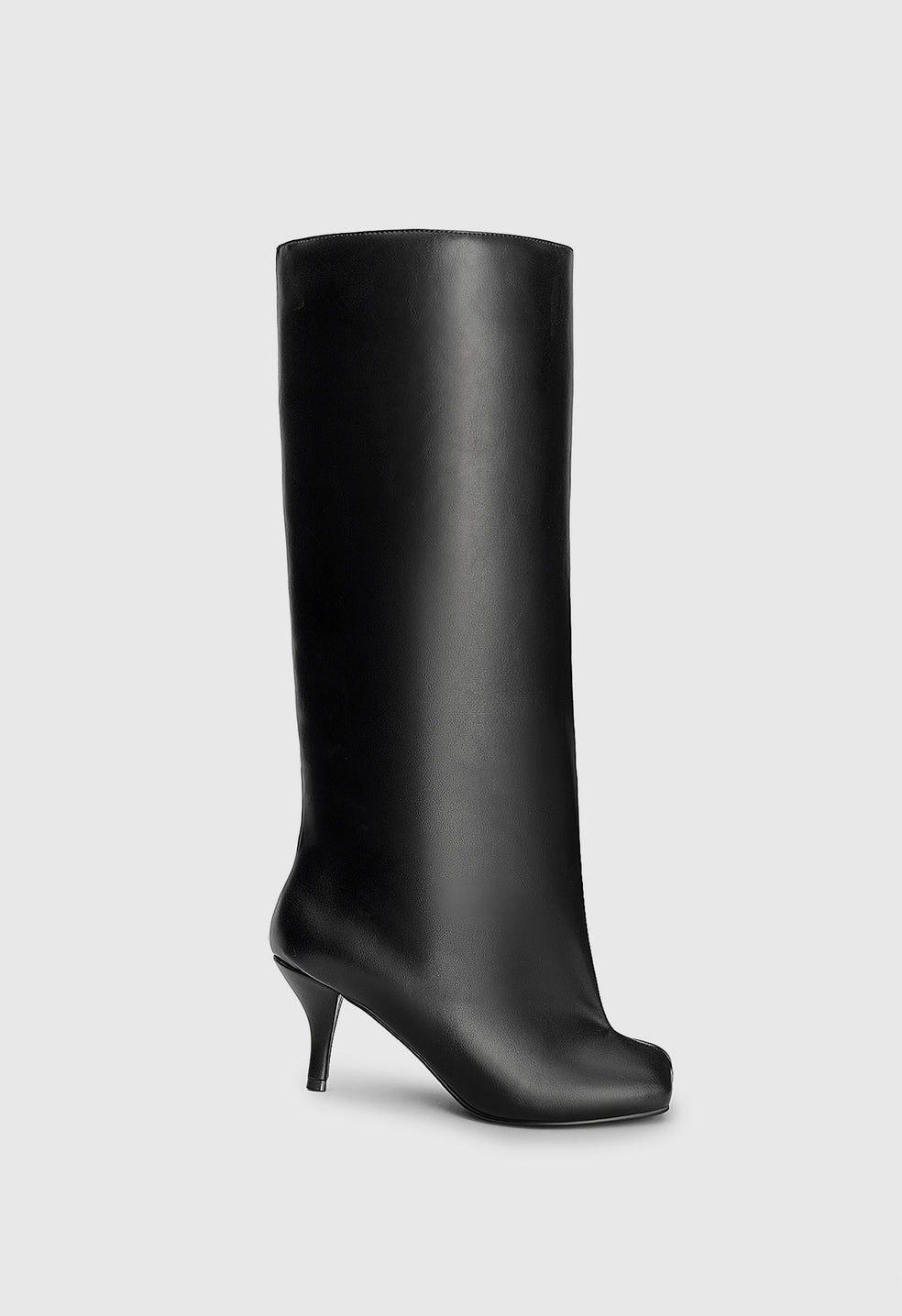 Botas de caña media y punta cuadrada