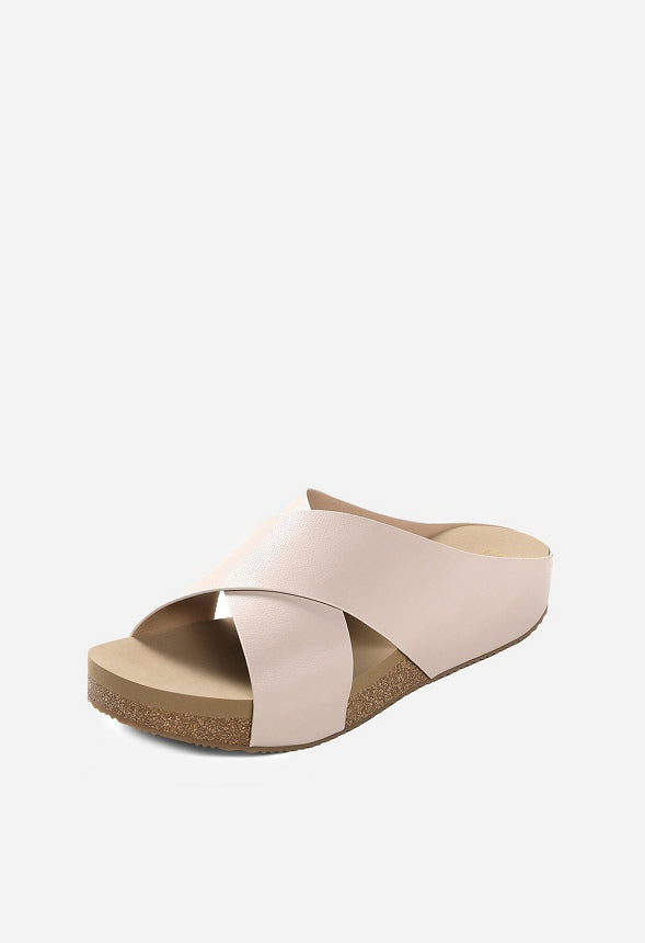 Sandalias planas con plataforma y tiras cruzadas