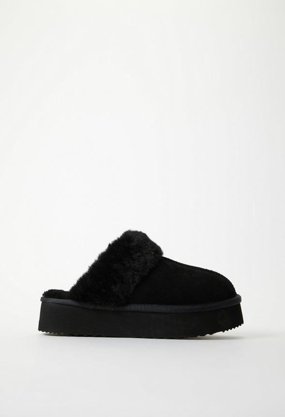 Zapatillas de casa con plataforma de ante y forro de pelo sintético