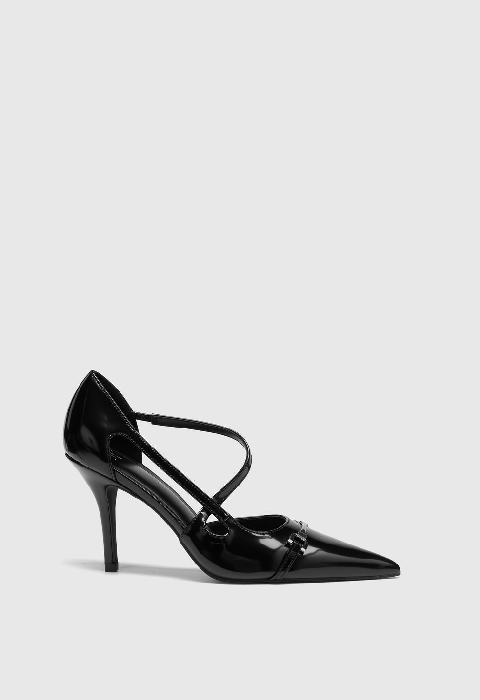 Zapatos de salón destalonados de tacón de aguja Liza